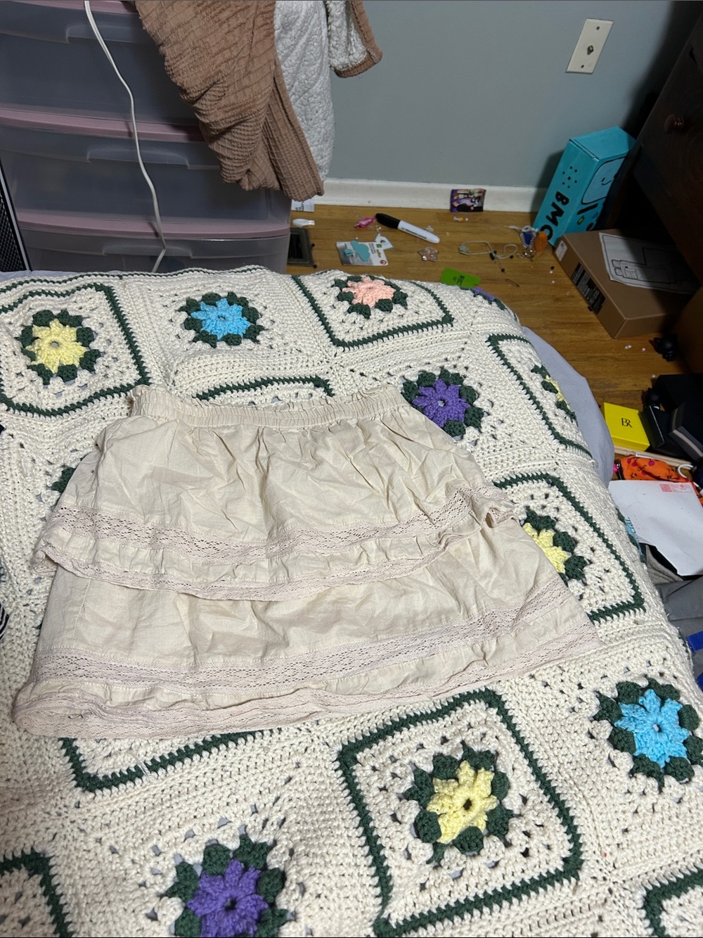Beige mini skirt
